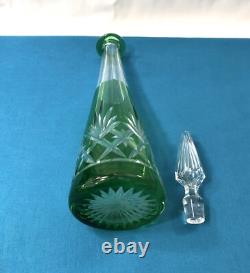 Carafe overlay en cristal taillé doublé vert SAINT LOUIS modèle MASSENET 32 cm