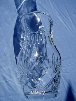Carafe /pichet / broc à eau cristal St Louis modèle Chantilly Signé