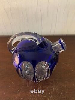Carafon à liqueur overlay bleu en cristal de Saint Louis