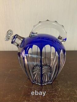 Carafon à liqueur overlay bleu en cristal de Saint Louis modèle1