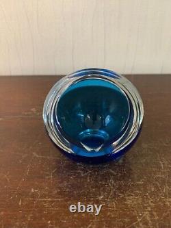 Cendrier demi sphère overlay bleu en cristal de Saint Louis modèle1