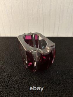 Cendrier demi sphère overlay majenta en cristal de Saint Louis modèle12