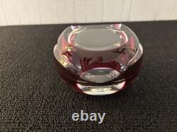Cendrier demi sphère overlay majenta en cristal de Saint Louis modèle12