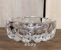 Cendrier en Cristal de Saint Louis Taillé Modèle Ambassadeur Prix Neuf 465eur Cendrier en Cristal de Saint Louis Taillé Modèle Ambassadeur Prix Neuf 465eur