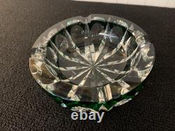 Cendrier overlay vert en cristal de Saint Louis