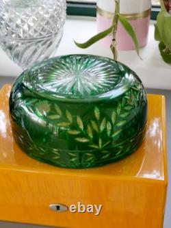 Cristal Saint-Louis France Art Déco grande coupe verte cristal en parfait état