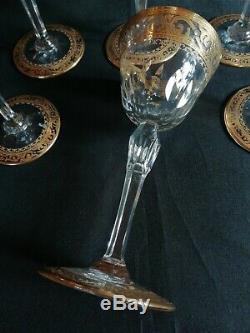Exceptionnel crystal glass service Stella gold or Saint Louis cristal luxury