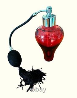 Flacon vaporisateur de parfum Cristallerie de SAINT-LOUIS, motif floral gravé