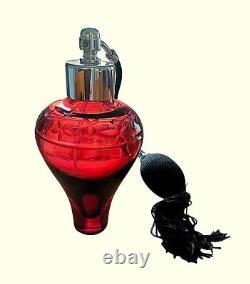 Flacon vaporisateur de parfum Cristallerie de SAINT-LOUIS, motif floral gravé