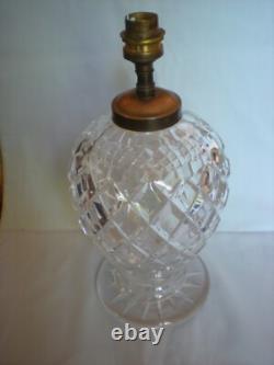 GRAND PIED DE LAMPE CrISTAL (BACCARAT, SAINT LOUIS)