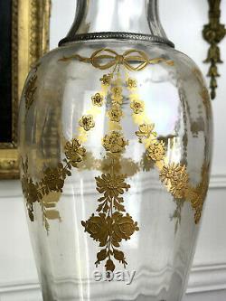 Grand Vase En Cristal De Baccarat Ou Saint Louis A Decor De Fleurs En Dorure