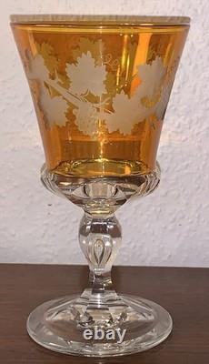 Grand verre d'apparat en cristal jaune d'argent Baccarat St Louis Bohême