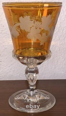 Grand verre d'apparat en cristal jaune d'argent Baccarat St Louis Bohême