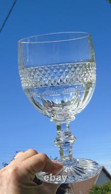 Grand verre en cristal de Saint Louis modèle Trianon Haut. 19,5 cm