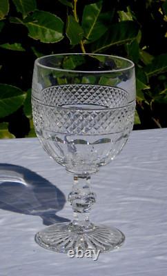 Grand verre en cristal de Saint Louis modèle Trianon Haut. 19,5 cm
