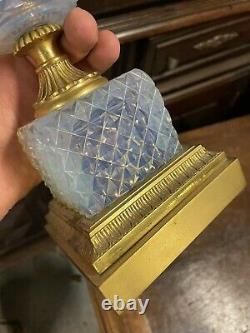Lampe Bronze Doré Empire Cristal Taillé Opalescent Saint Louis Cygne Baccarat
