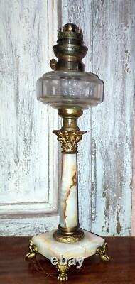 Lampe à pétrole colonne corinthienne cristal baccarat saint louis Napoleon III