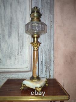 Lampe à pétrole colonne corinthienne cristal baccarat saint louis Napoleon III