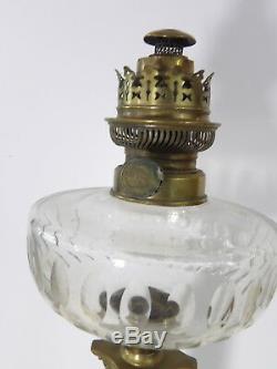 Lampe à petrole colonne corinthienne cristal taillé Baccarat St Louis Napoleon 3