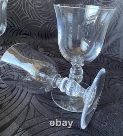 Lit de 4 verres à vin en cristal de Saint Louis modèle Manet (1)