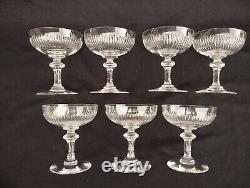 Lot 7 coupes a champagne cristal baccarat Saint louis Verres a pied