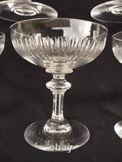 Lot 7 coupes a champagne cristal baccarat Saint louis Verres a pied