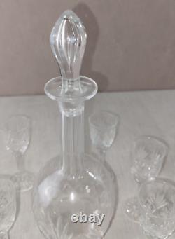Lot de 14 verres à alcool + carafe, modèle Massenet, en cristal de Saint Louis