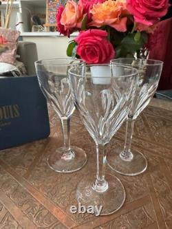 Lot de 3 verres à vin Cristal Saint Louis modèle Bristol signés très bon état