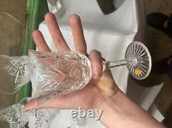 Lot de 5 verre a vin en cristal taille main non signer st louis ou autres