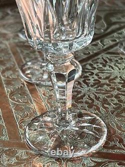 Lot de 6 verres à vin Cristal Saint Louis modèle Camargue signés très bon état