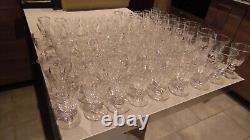 Lot de 75 verres en cristal forme conique cotes plates Baccacrat St Louis
