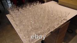 Lot de 75 verres en cristal forme conique cotes plates Baccacrat St Louis