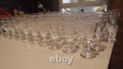 Lot de 75 verres en cristal forme conique cotes plates Baccacrat St Louis