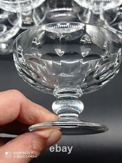 Magnifique lot de 6 Coupes à champagne en Cristal de SAINT-LOUIS, signé