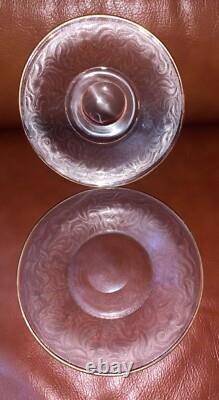 Paire d'assiettes en cristal guilloché XIXe Baccarat St Louis