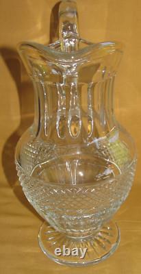 Pichet à eau broc en cristal de Saint-Louis modèle Trianon estampillé