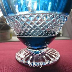 Pichet broc à eau cruche en cristal de saint louis de couleur bleu modèle tommy