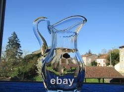 Pichet broc a eau en cristal de Saint Louis signé modèle Cerdagne