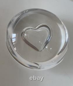 Presse papier coeur en cristal signé SAINT LOUIS France Collection Déco