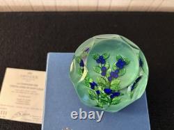 Presse papier myrtilles en cristal de Saint Louis N°131 / 150