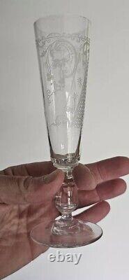 Rare Serie De 8 Flutes A Champagne En Cristal Gravé Xixéme Baccarat Ou St Louis