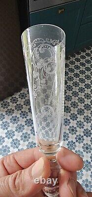 Rare Serie De 8 Flutes A Champagne En Cristal Gravé Xixéme Baccarat Ou St Louis