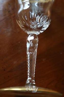 Rare verre en cristal de SAINT LOUIS modele CALLOT signé