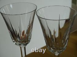 SAINT LOUIS 4 VERRES A VIN ROUGE BOURGOGNE EN CRISTAL MODELE CERDAGNE ht 16 cm