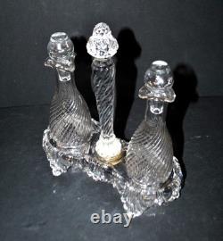 SAINT-LOUIS Huilier Vinaigrier en cristal moulé bambou torse signé 1900
