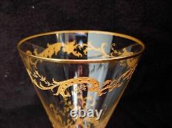 SAINT LOUIS, MICADO, VERRE A VIN EN CRISTAL GRAVE ET DORE, EPOQUE DEBUT XXème