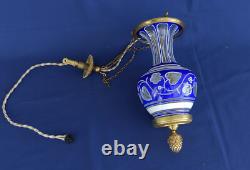 SAINT-LOUIS Rare Suspension Veilleuse Cristal Overlay Triplé et Bronze ca 1860