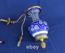 SAINT-LOUIS Rare Suspension Veilleuse Cristal Overlay Triplé et Bronze ca 1860