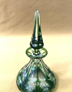 SAINT LOUIS ancien flacon conique en cristal overlay doublé vert Parfum Liqueurs