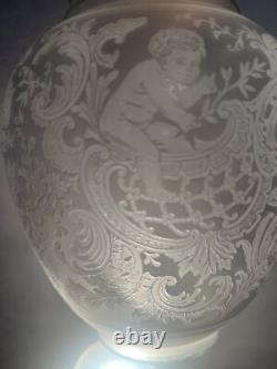 SAINT LOUIS lampe a Pétrole Globe cristal tulipe Abat jour Ancien Signé 20 Cm H